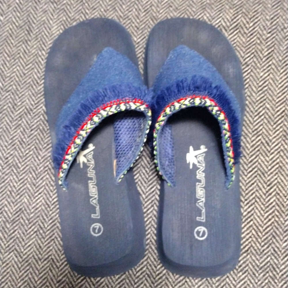 Woman's tall sandals